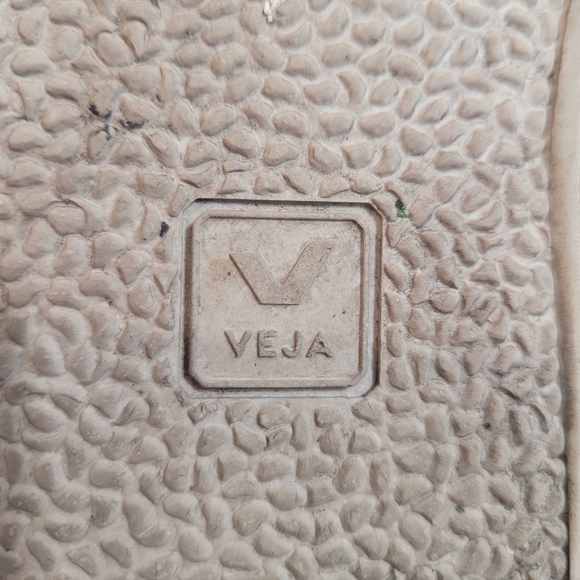 VEJA Esplar rubber-trimmed leather sneakers Size 38/7 - Picture 13 of 14